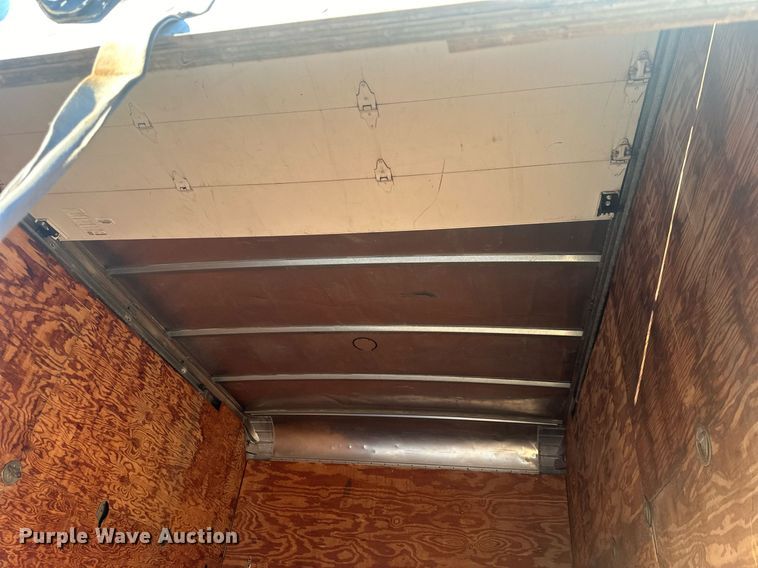 image for item NL9343 1999 Chevrolet W3500  box truck