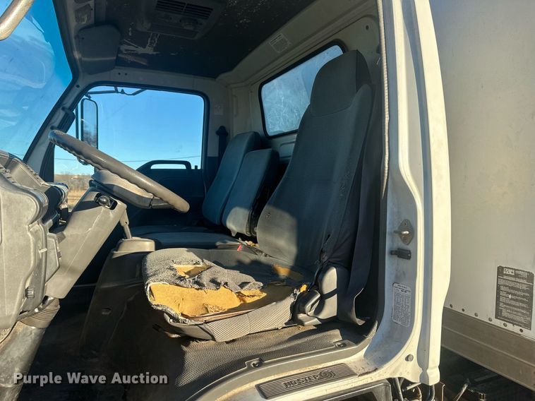 image for item NL9343 1999 Chevrolet W3500  box truck