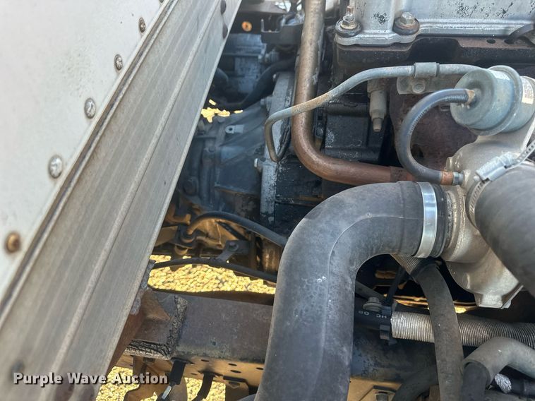 image for item NL9343 1999 Chevrolet W3500  box truck