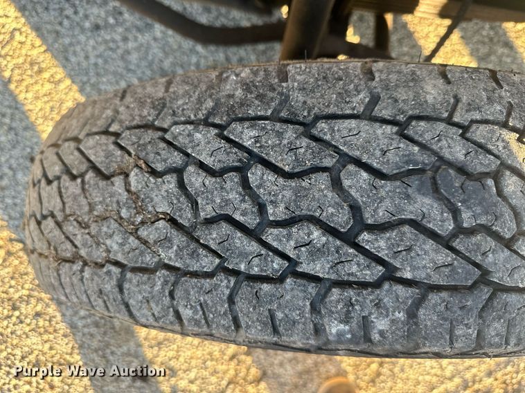 image for item NL9343 1999 Chevrolet W3500  box truck