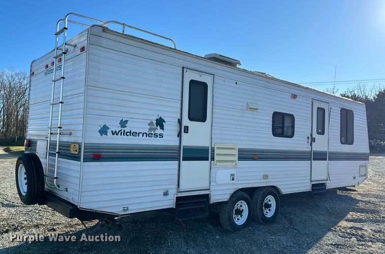 image for item NM9186 1997 Fleetwood Wilderness  camper