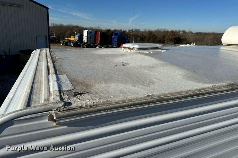 image for item NM9186 1997 Fleetwood Wilderness  camper