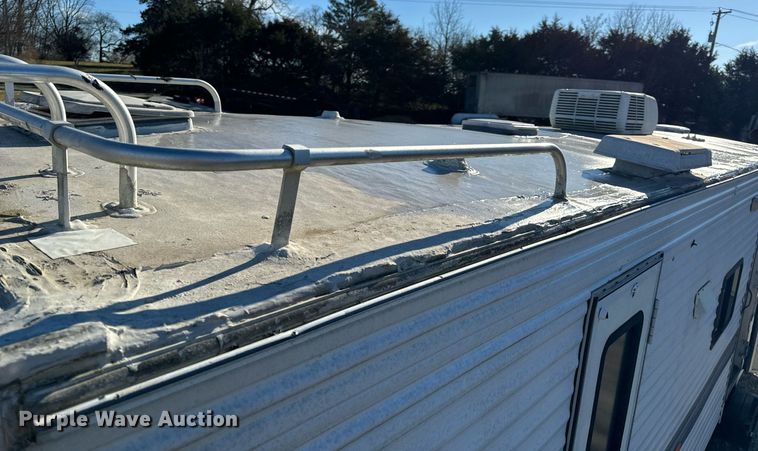 image for item NM9186 1997 Fleetwood Wilderness  camper