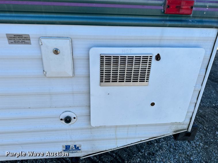 image for item NM9186 1997 Fleetwood Wilderness  camper