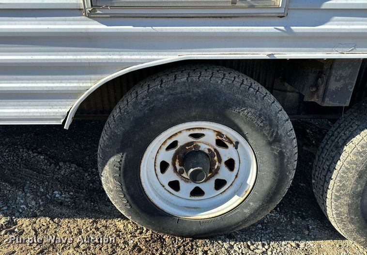 image for item NM9186 1997 Fleetwood Wilderness  camper