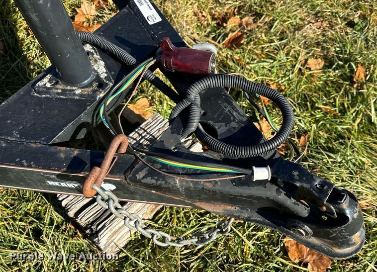 image for item NM9196 2010 Heartland Barlow  utility trailer