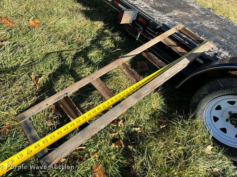 image for item NM9196 2010 Heartland Barlow  utility trailer