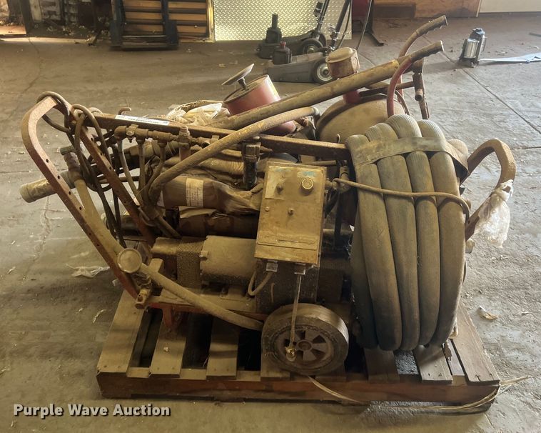 image for item NN9341 Spray in bed liner applicator