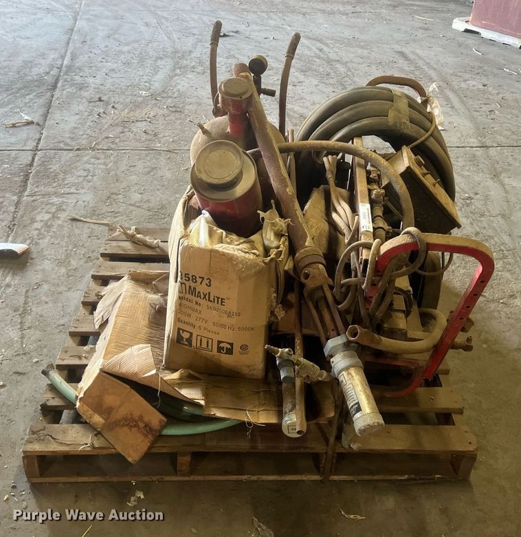 image for item NN9341 Spray in bed liner applicator