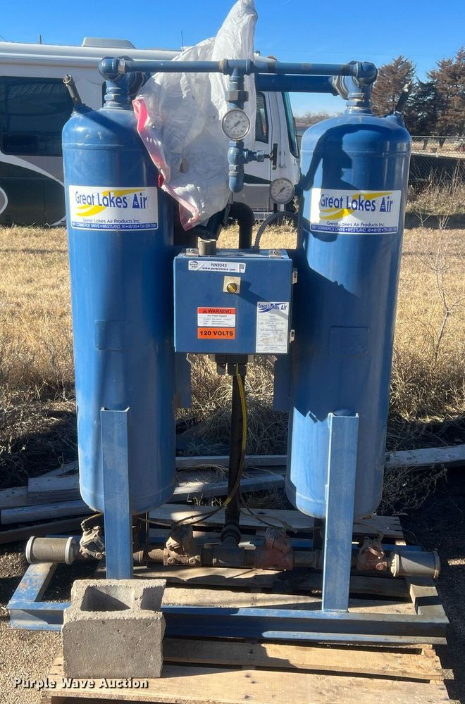 image for item NN9343 Great Lakes Air GPS-250  air dryer