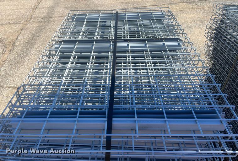 image for item NN9344 Wire shelving