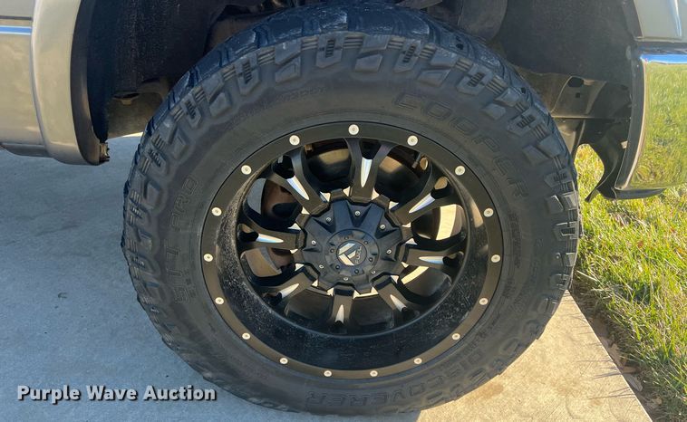 image for item NN9350 2011 Ford F150  SuperCrew pickup truck