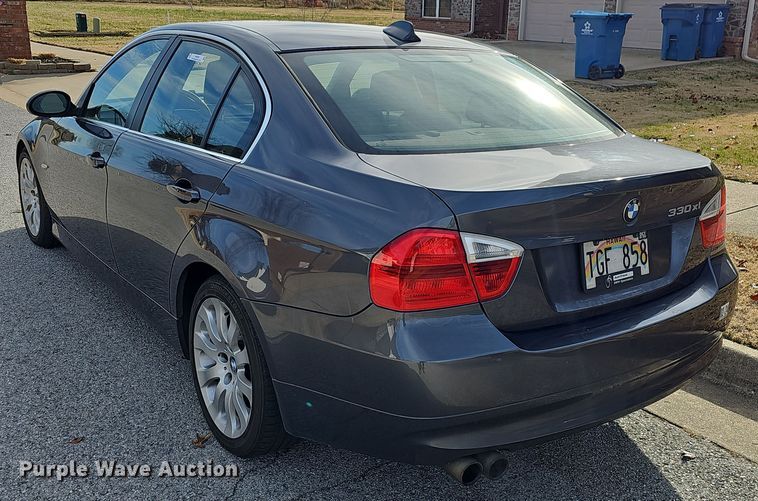 image for item NP9292 2006 BMW 330xi