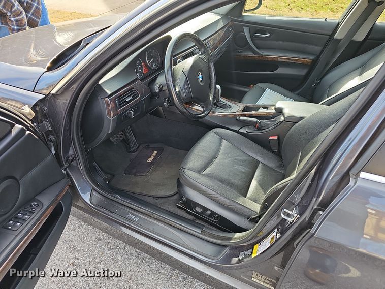 image for item NP9292 2006 BMW 330xi