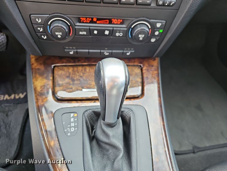 image for item NP9292 2006 BMW 330xi