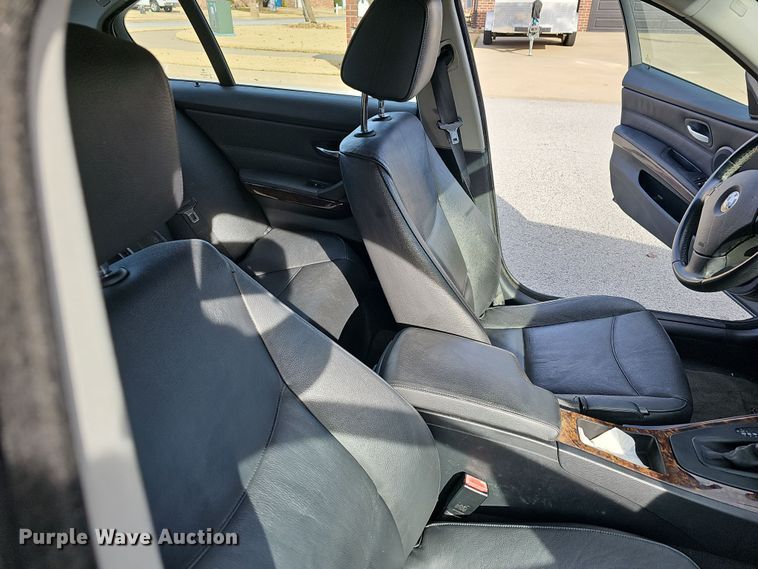 image for item NP9292 2006 BMW 330xi