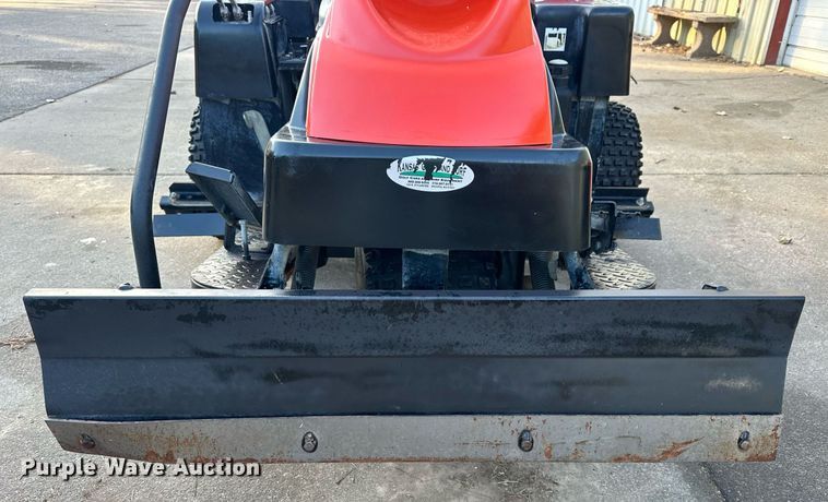 image for item NS9143 2005 Jacobsen Groom Master II  bunker rake