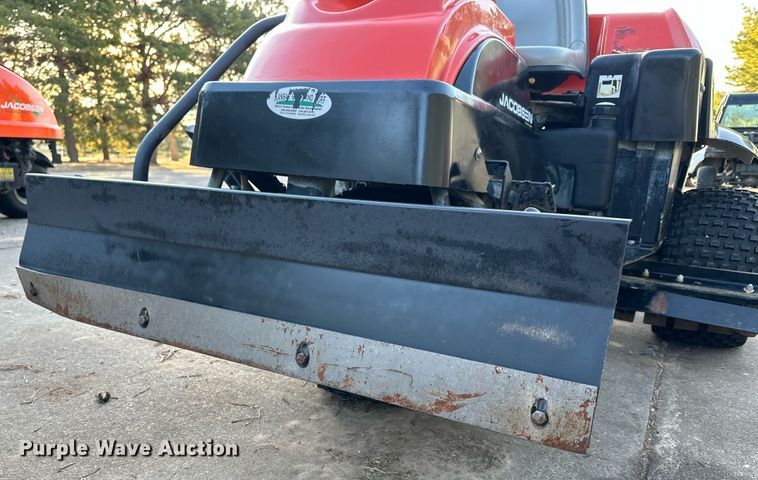 image for item NS9143 2005 Jacobsen Groom Master II  bunker rake