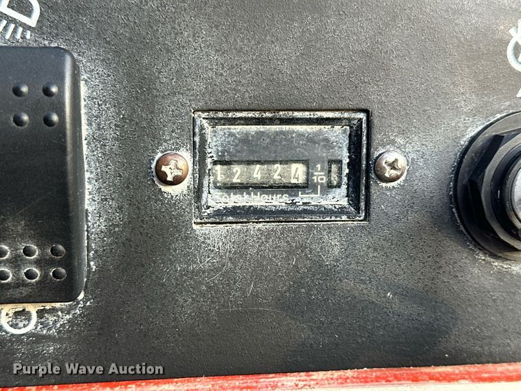 image for item NS9143 2005 Jacobsen Groom Master II  bunker rake