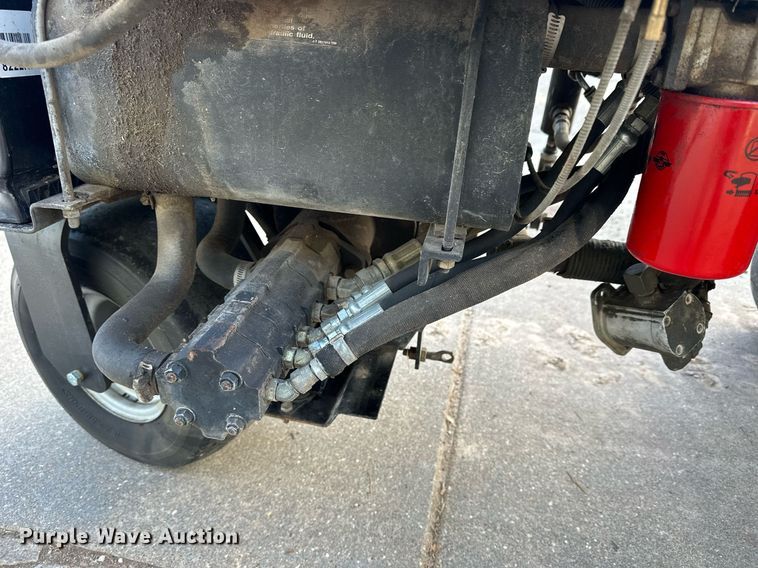 image for item NS9144 2007 Jacobsen Greens King IV Plus  reel mower