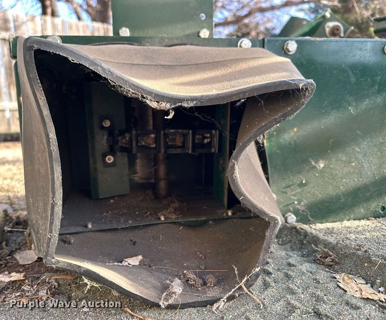 image for item NS9148 Cushman 888670  core harvestor