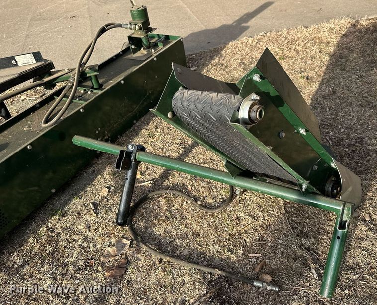 image for item NS9148 Cushman 888670  core harvestor