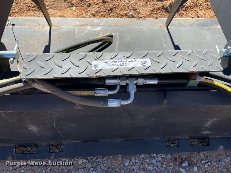 image for item NZ9018 JCT  skid steer grapple bucket