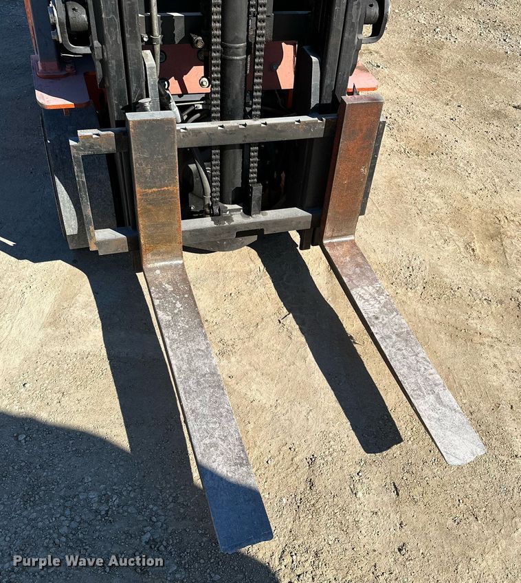 image for item OD9779 2005 Toyota 7FGCU20  forklift