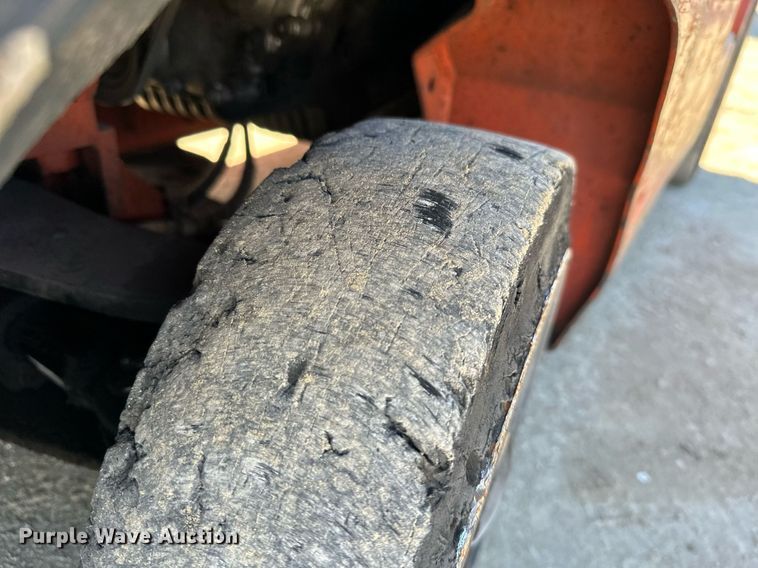 image for item OD9779 2005 Toyota 7FGCU20  forklift