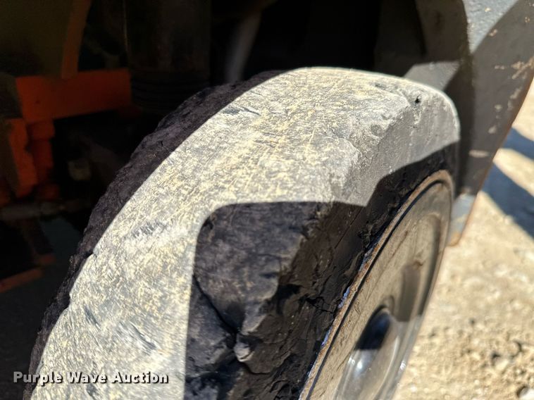 image for item OD9779 2005 Toyota 7FGCU20  forklift