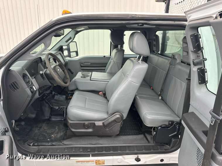 image for item OD9811 2013 Ford F450 Super Duty SuperCab utility / service truck