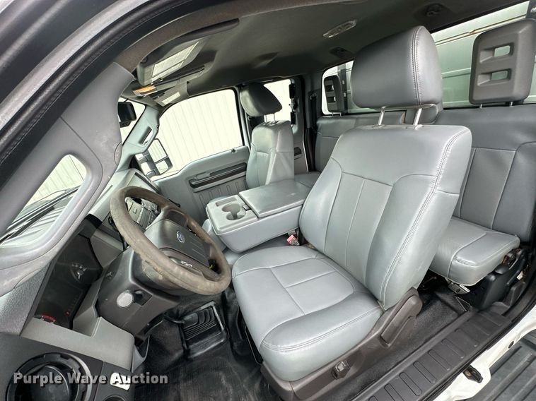 image for item OD9811 2013 Ford F450 Super Duty SuperCab utility / service truck