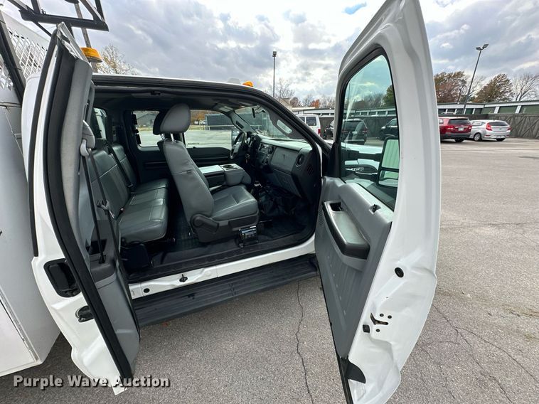 image for item OD9811 2013 Ford F450 Super Duty SuperCab utility / service truck