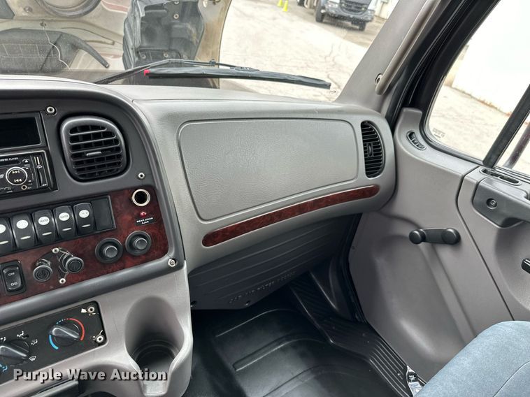 image for item OD9812 2015 Freightliner  M2 shuttle bus