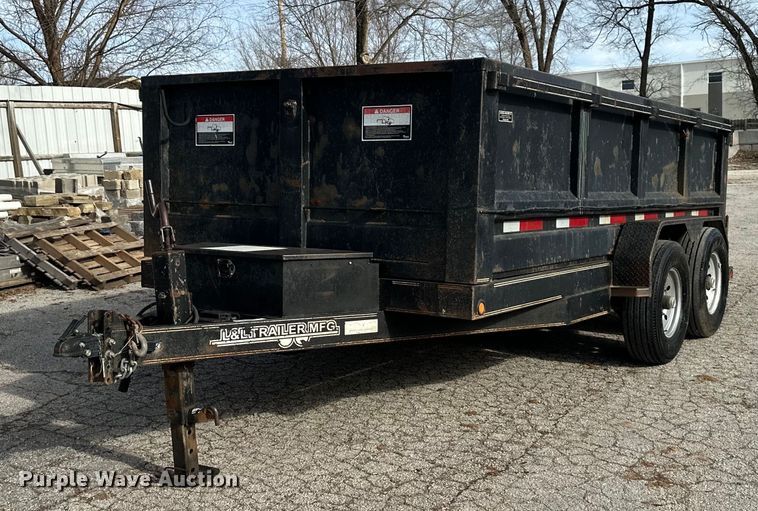 image for item OF9208 2004 L&L  dump trailer