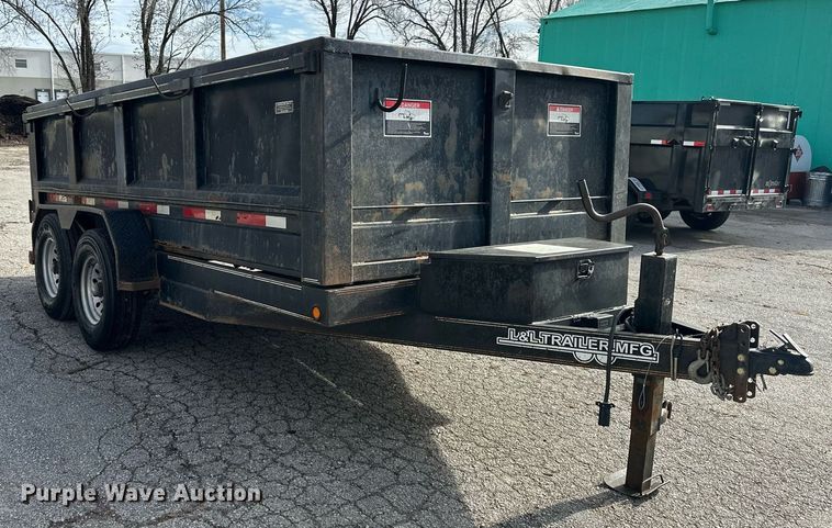 image for item OF9208 2004 L&L  dump trailer