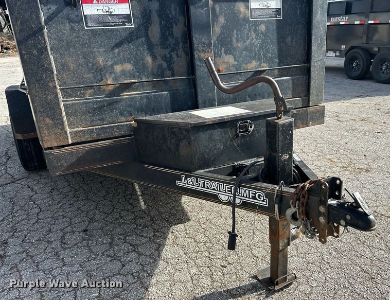image for item OF9208 2004 L&L  dump trailer