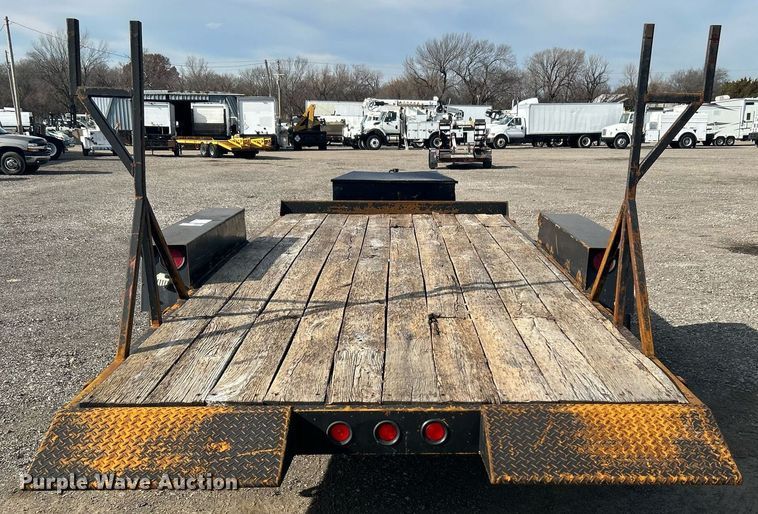 image for item OM9207 2012 Interstate Trailers  tilt deck equipment trailer