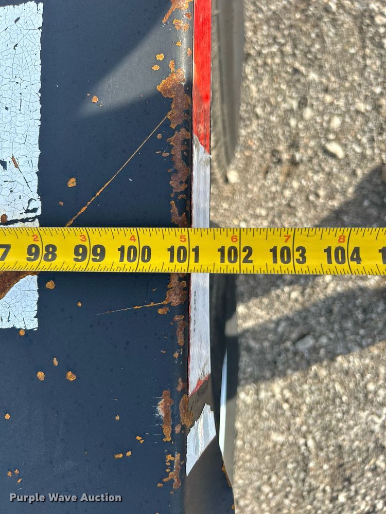 image for item OM9207 2012 Interstate Trailers  tilt deck equipment trailer