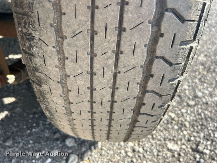 image for item OM9207 2012 Interstate Trailers  tilt deck equipment trailer