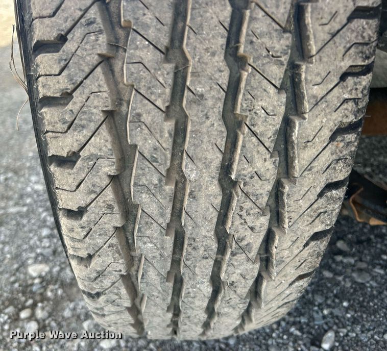 image for item OM9207 2012 Interstate Trailers  tilt deck equipment trailer