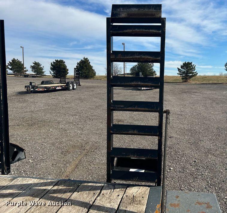 image for item OM9209 2015 Towmaster BE-4D  utility trailer