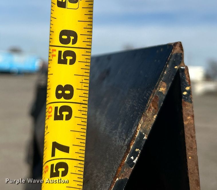 image for item OM9209 2015 Towmaster BE-4D  utility trailer