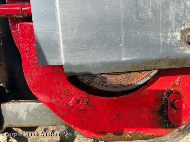 image for item OM9219 2002 Moffett M5500  forklift