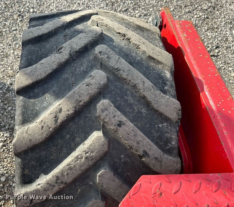 image for item OM9219 2002 Moffett M5500  forklift