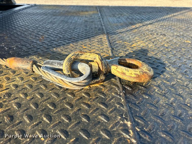 image for item OM9222 1996 Kenworth T800  rollback truck