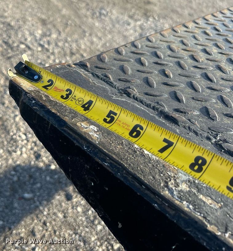 image for item OM9222 1996 Kenworth T800  rollback truck