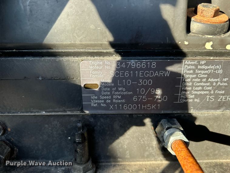 image for item OM9222 1996 Kenworth T800  rollback truck