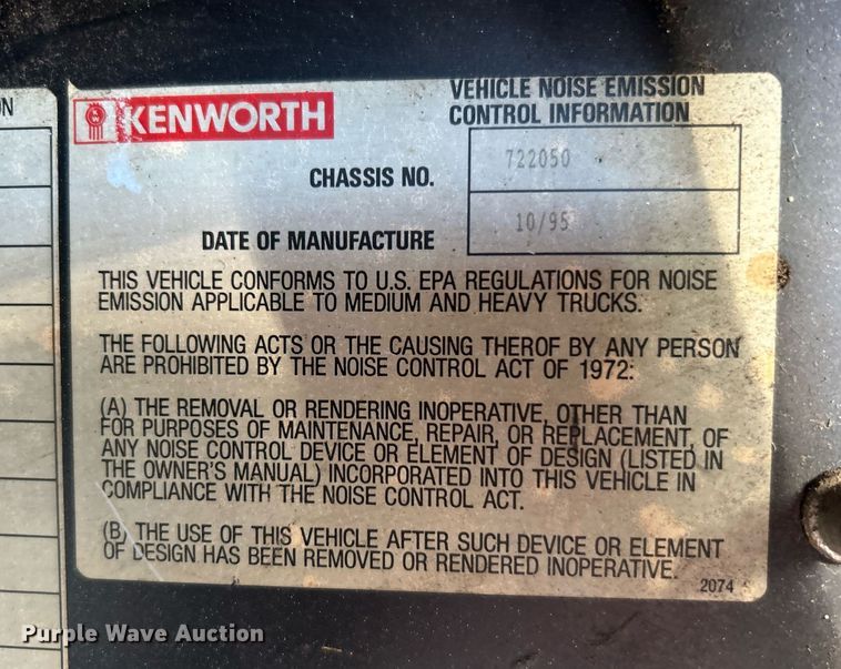 image for item OM9222 1996 Kenworth T800  rollback truck