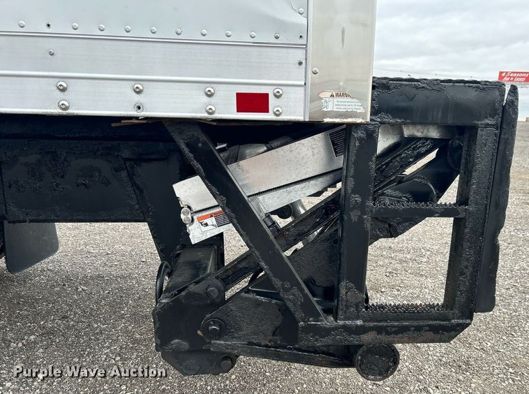 image for item OM9229 2013 Freightliner M2 Business Class  box truck